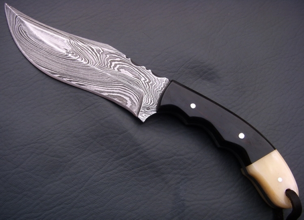 Damascus Hunting Knife