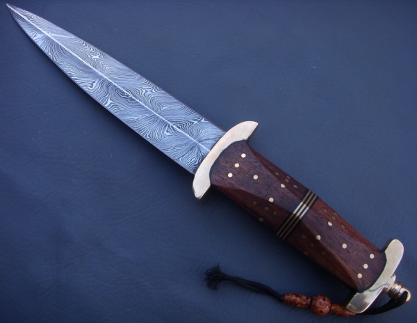 Damascus Bowie/Dagger Knife