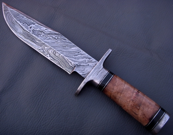 Damascus Bowie/Dagger Knife