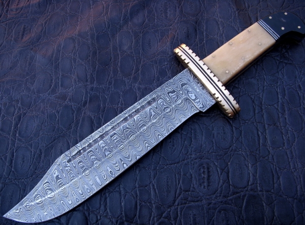 Damascus Bowie/Dagger Knife