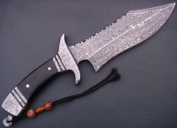 Damascus Bowie/Dagger Knife