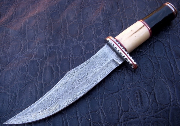 Damascus Bowie/Dagger Knife