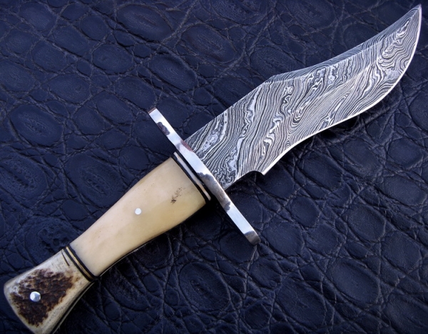 Damascus Hunting Knife