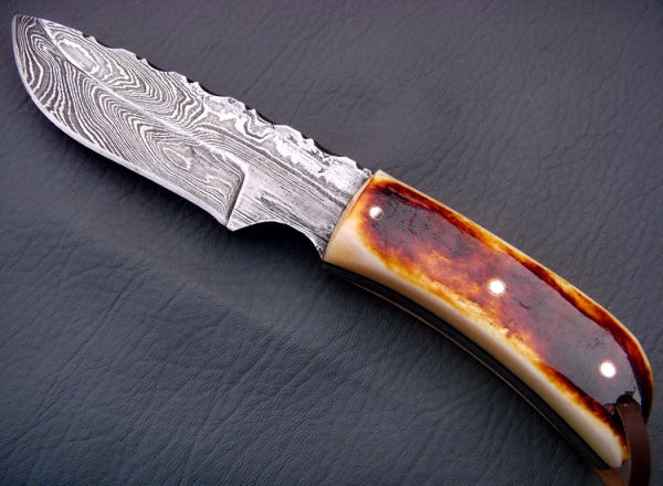 Damascus Hunting Knife